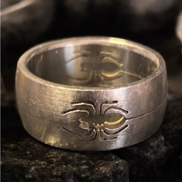 Jewelry - Spider Stainless Steel Band Ring - size 8